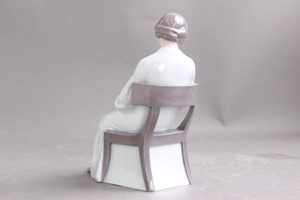 Model 1642 Mother & Child Figure from Bing & Grøndahl for sale at