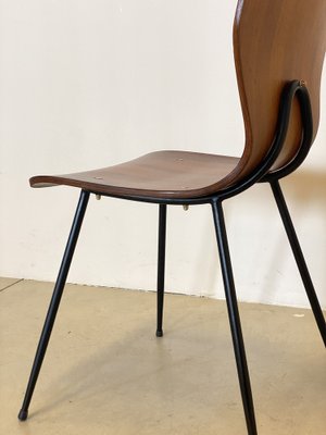 Vintage Curved Plywood Chairs, Set of 6 for sale at Pamono Vintage Curved Plywood Chairs, Set of 6 for sale at Pamono