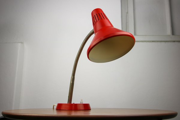 Red desk lamp ikea 2025