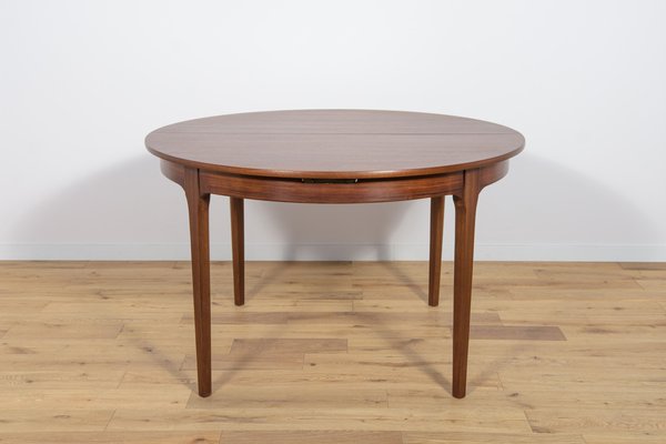 Mid Century Round Rosewood Extendable Dining Table from Nathan
