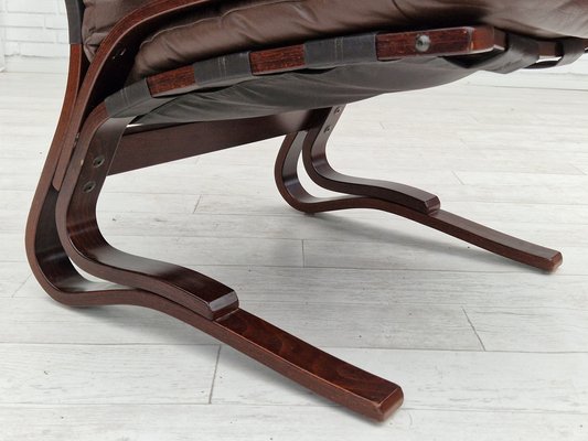 Norwegian Kengu Lounge Chair by Erde and Nordahl Solheim for