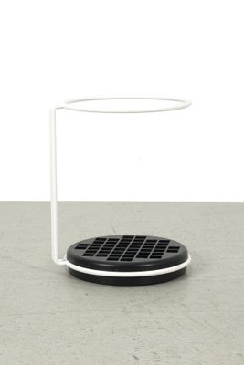 傘立て MAGIS Goccia Umbrella Stand Magis Drop Umbrella Stand for sale at Pamono
