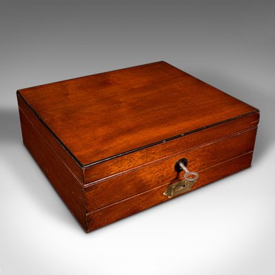 English Late Victorian Artists Paint Box from Winsor & Newton, 1890s, Set  of 11 for sale at Pamono