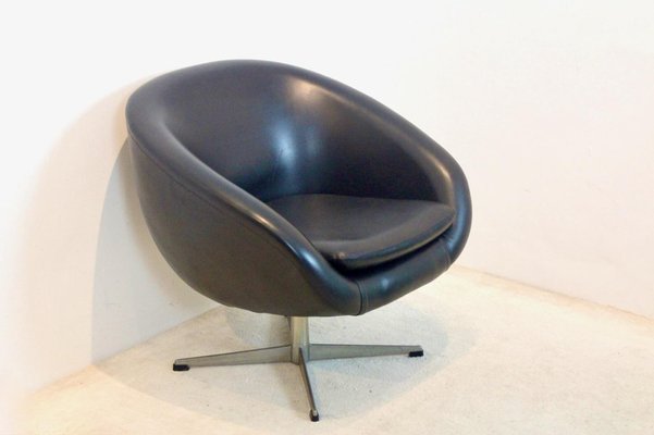 Mid-Century Modern Dutch Swivel Chair, 1965 for sale at Pamono