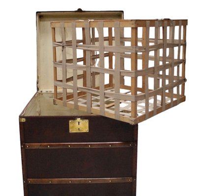Malle à vapeur beige foncé Moynat des années 1920, Malle Moynat sur Malle à vapeur beige foncé Moynat des années 1920, Malle Moynat sur