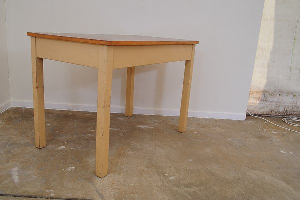 Formica wood table outlet