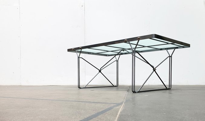 Ikea moment table outlet