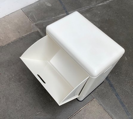 1960's　ヴィンテージ　ファイバー　アイアン　キャリー　ボックス　配達箱 Mid-Century Italian Space Age Laundry Basket Hamper, 1960s for