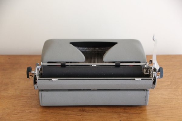 Typewriter with Travel Case from Remington, 1970s for sale at Pamono