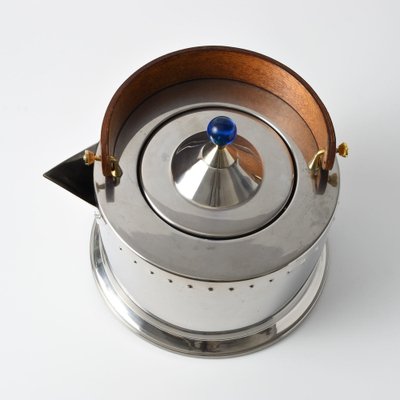 https://cdn20.pamono.com/p/g/1/6/1659997_16zoxb5dir/postmodern-ottoni-kettle-by-carsten-jorgensen-for-bodum-1980s-5.jpg