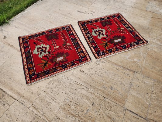 Kleine türkische Teppiche mit Blumenmuster, 2er Set bei Pamono kaufen
