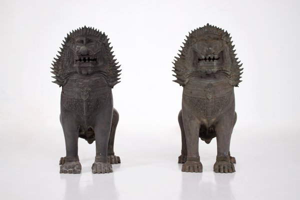 Early 20th Century Singha Temple Guardian Lions in Bronze, 1920s