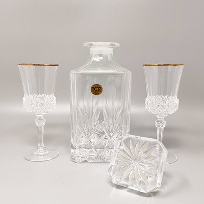 https://cdn20.pamono.com/p/g/1/6/1663300_xy4ly13a67/crystal-decanter-with-2-crystal-glasses-from-rcr-italy-1970s-set-of-3-2.jpg