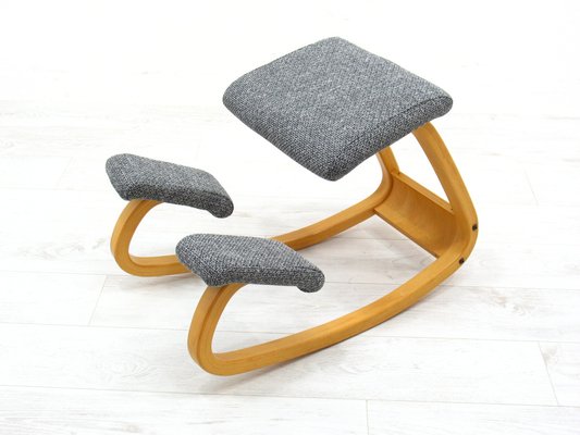 Peter opsvik kneeling chair sales