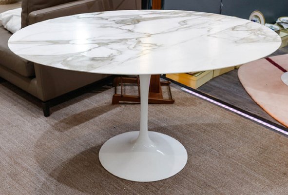 Eero saarinen 2024 marble tulip table
