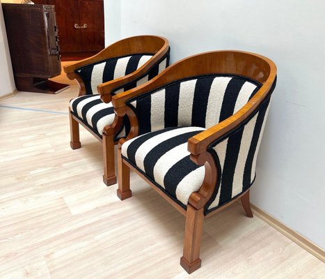Biedermeier Bergere Chairs in Cherry Wood & Boucle, Austria, 1830s, Set of  2 for sale at Pamono