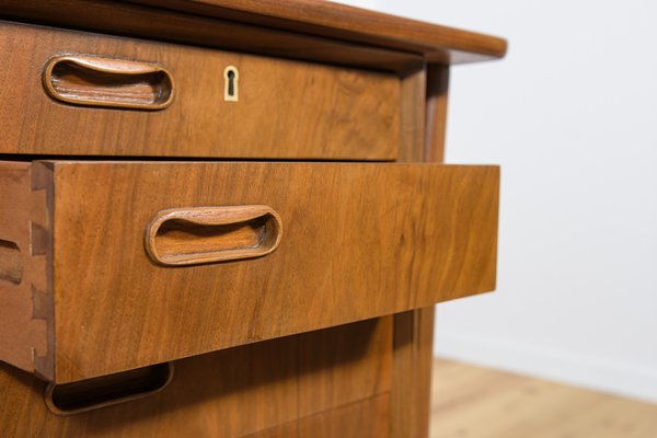 Mid-Century Walnut Desk by Svend Åge Madsen for H.P. Hansen, 1960s