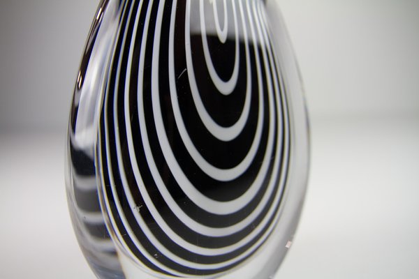 Zebra Glass Vase by Vicke Lindstrand for Kosta, 1950s for sale at