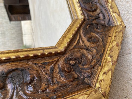 Specchio Da Parete Vintage A Forma Di Scudo, Nero, 40,6x61 Cm. Cornice In Legno Intagliato Fatta A Mano, Finitura Invecchiata. Perfetto Per Ingresso O Bagno.
