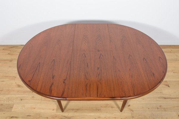 Mid-Century Round Teak Fresco Dining Table from G-Plan, 1960s for