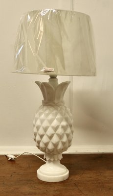 White ceramic pineapple lamp outlet
