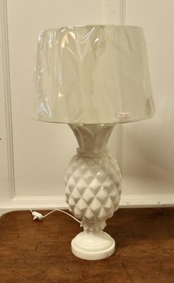 White pineapple 2025 table lamp