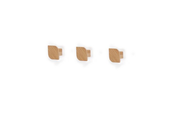 Cielo Wall Hooks in Oak by Woodendot, Set of 3 for sale at Pamono