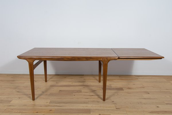 Johannes andersen dining table discount