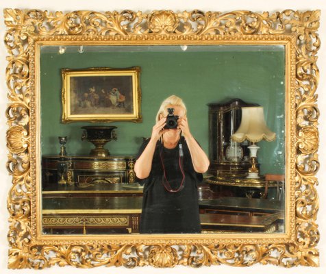 Specchio antico fiorentino in legno dorato, Italia, XIX secolo in vendita  su Pamono