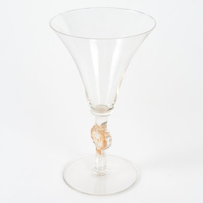 https://cdn20.pamono.com/p/g/1/6/1681051_yxr993b7i9/barr-model-glassware-by-rene-lalique-1924-3.jpg