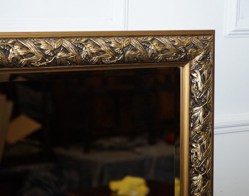 Specchio da parete vintage dorato decorato in vendita su Pamono