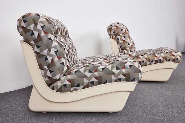 Plastic layout chairs deals