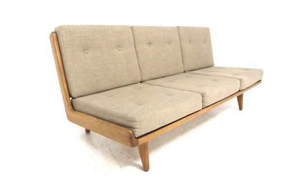 Carl's store discount furniture