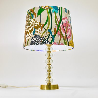 Faceted porcelain table lamp deals