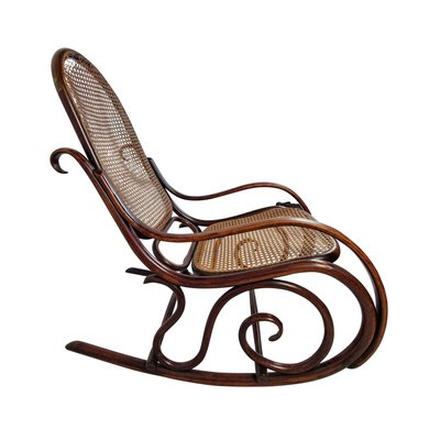 Thonet Sedia A Dondolo Sedia A Dondolo Art Nouveau Di Michael