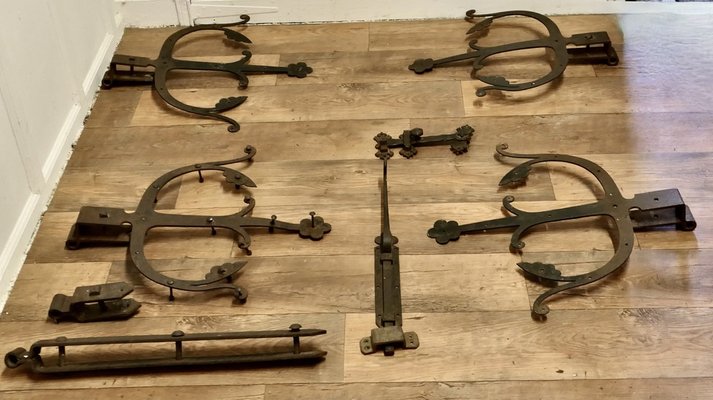 Early 19th Century Double Castle Door Hinges, Set of 11 for sale