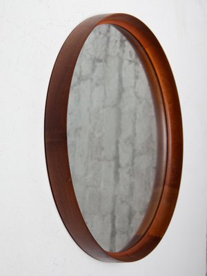 Specchio da parete rotondo vintage con cornice in pelle e plastica,  Danimarca 1960