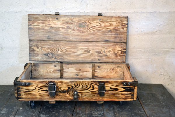 Lockable wooden chest online