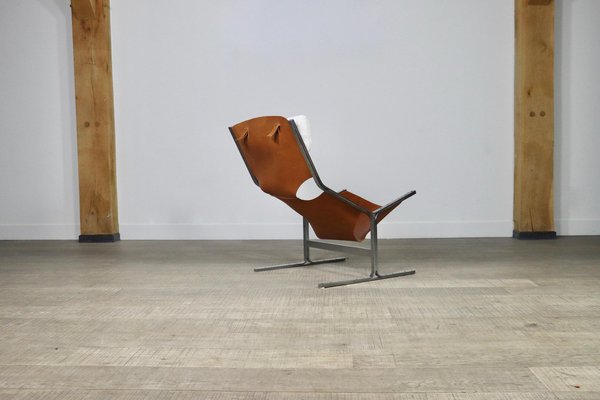 https://cdn20.pamono.com/p/g/1/7/1704915_res07frif2/lounge-chair-in-cognac-leather-by-pierre-thielen-1960s-13.jpg