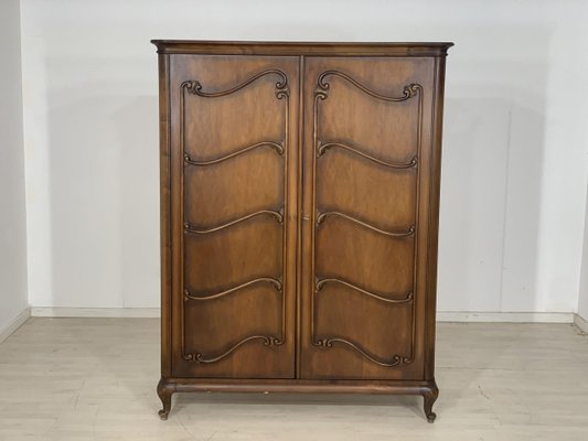 Chippendale wardrobe 2024