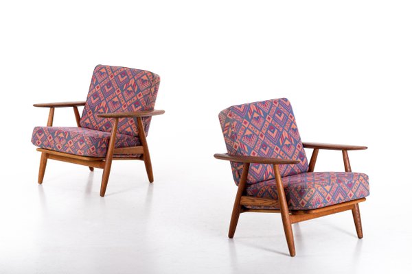 GE 240 Cigar Easy Chairs in Oak by Hans J. Wegner, 1950s, Set of 2 