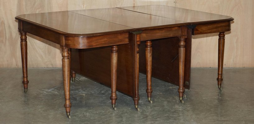 Antique George III Flamed Hardwood Fully Extending Dining Table 1820