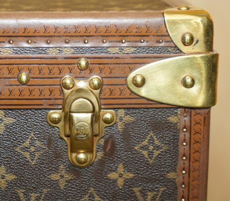 LOUIS VUITTON Monogram Trunk Miss France Paper Weight 2010 Limited