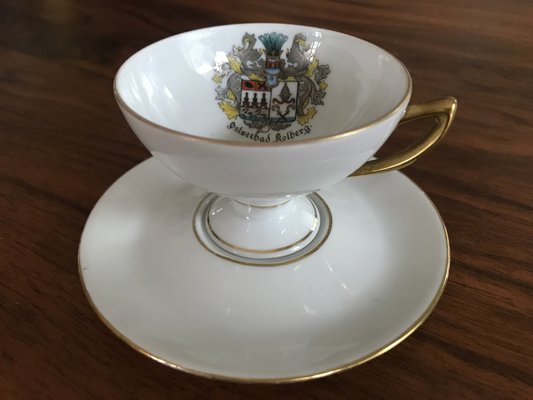 https://cdn20.pamono.com/p/g/1/7/1716672_msgkdv9x2z/porcelain-cup-and-saucer-from-geierstahl-1950s-set-of-2-4.jpg