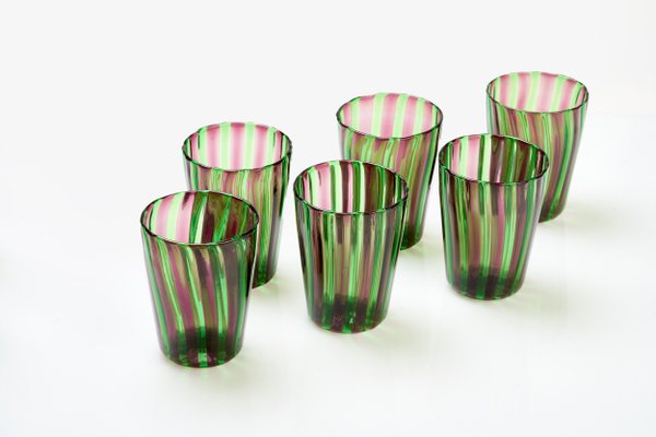 https://cdn20.pamono.com/p/g/1/7/1717958_mp7vktvwho/cocktail-set-in-murano-glass-by-mariana-iskra-set-of-6-1.jpg