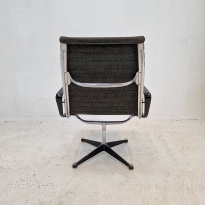 Model EA 116 Chair by Eames for Herman Miller, 1960s for sale at