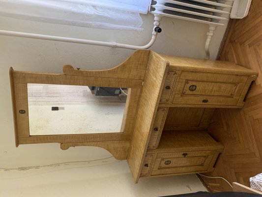 Painted wood 2024 dressing table
