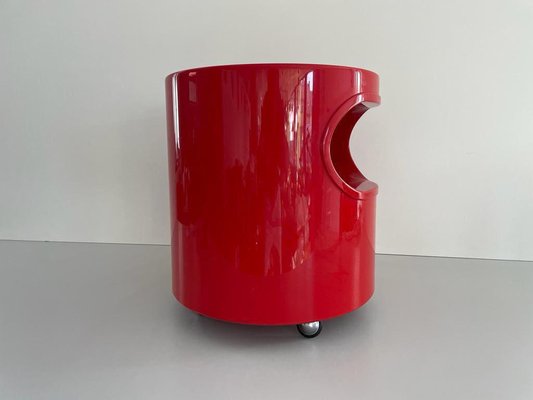 Giano Giano Vano Round Red Side Table by Emma Gismondi