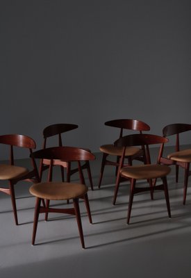Dining Chairs Designer Hans Wegner Model CH33 Dining Chairs By