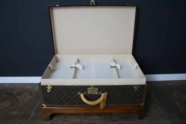 Louis Vuitton antique travel trunk c.1913 For Sale at 1stDibs